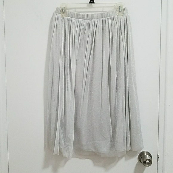 XSOLDX Zara shimmer tulle skirt - Picture 3 of 8